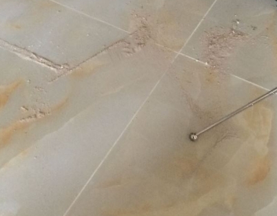 昌都瓷砖空鼓维修公司分享粘合剂选择不当在瓷砖铺贴过程中可能导致以下问题