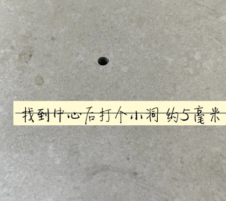 昌都瓷砖空鼓维修公司专业解答在瓷砖铺贴过程中，如果砂料搅拌不均匀，将会带来以下问题